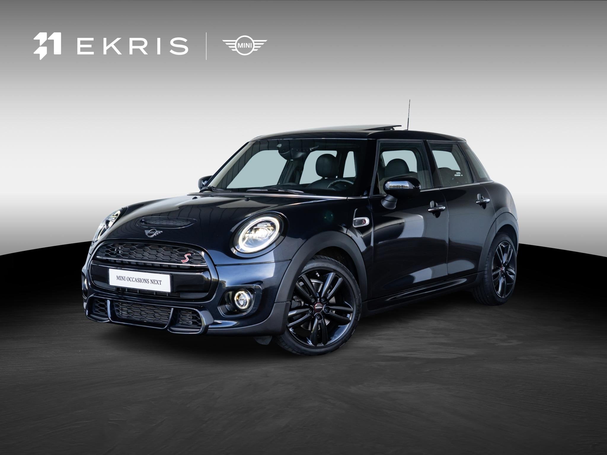 MINI 5-deurs Cooper S | John Cooper Works Uitvoering | 17" L