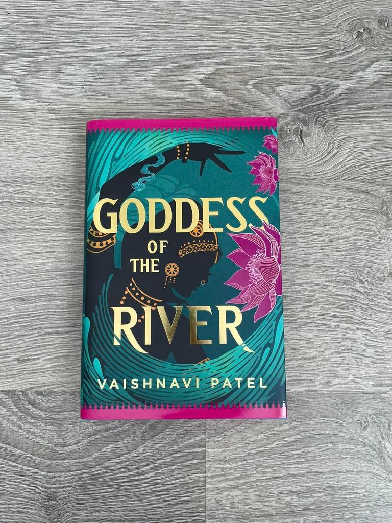 Goddes of the River - signed Illumicrate edition, Ophalen of Verzenden, Zo goed als nieuw
