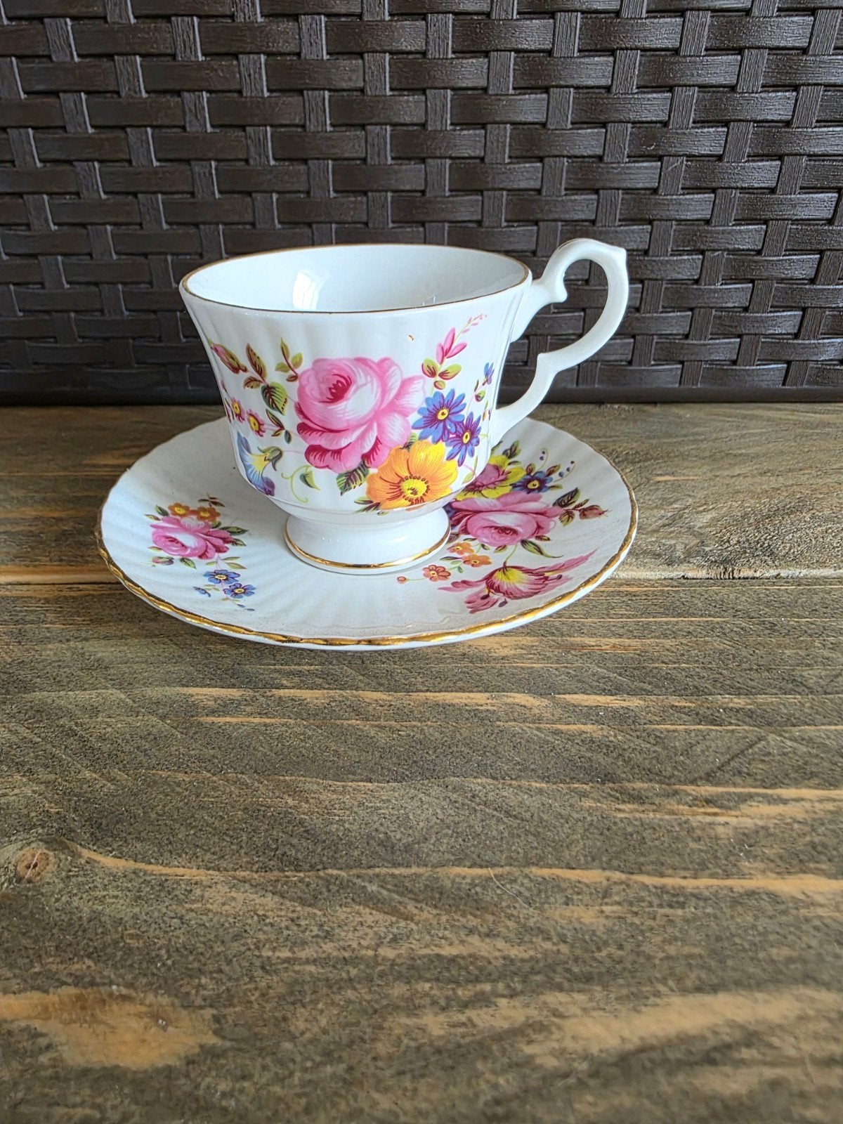 Vintage Royal Windsor Theekopje en Schotel - Bloemenprint, Ophalen of Verzenden