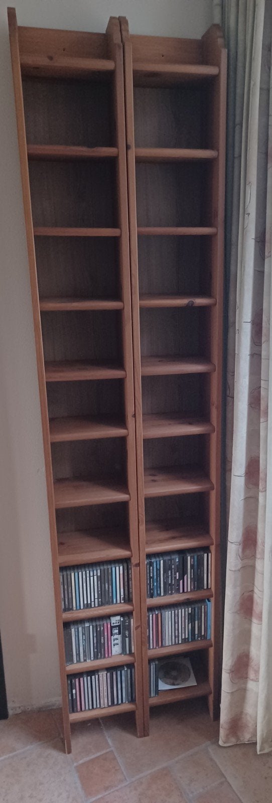 Leksvik cd kasten, Ophalen, Met plank(en), Minder dan 50 cm, Gebruikt