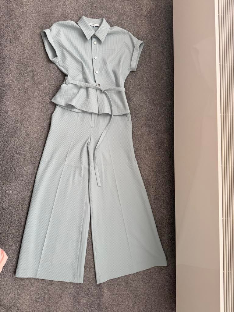 Nieuw Vanilia set: top maat 40, broek maat 38, Ophalen of Verzenden, Nieuw, Maat 38/40 (M), Groen
