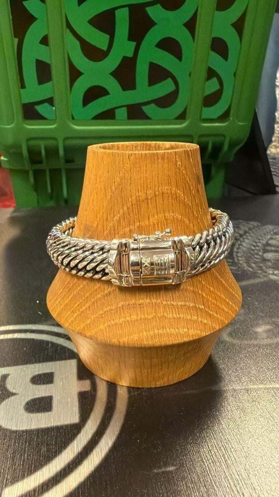BUDDHA TO BUDDHA ARMBAND TYPE 262 F EDWIN/BEN SMALL € 499,95, Sieraden, Tassen en Uiterlijk, Ophalen of Verzenden, Zo goed als nieuw