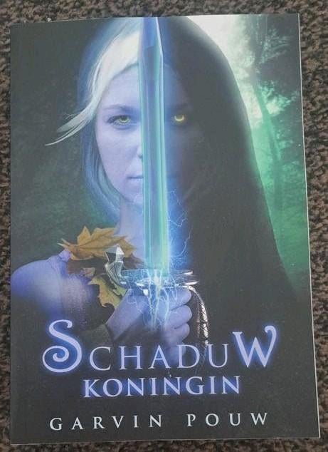 Schaduw Koningin - Garvin Pouw (Fantasy Roman), Ophalen of Verzenden, Nieuw, Garvin Pouw