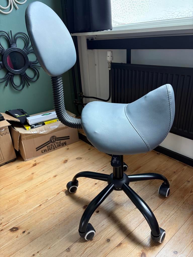 Grijze zadelstoel, Huis en Inrichting, Bureaustoelen, Ophalen, Ergonomisch, Gebruikt, Grijs