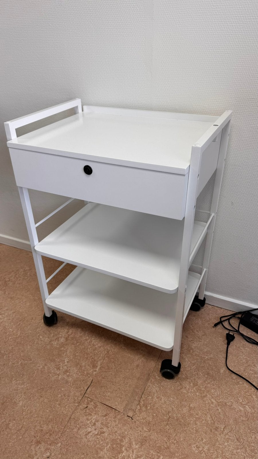 Werktafel, Ophalen, Zo goed als nieuw