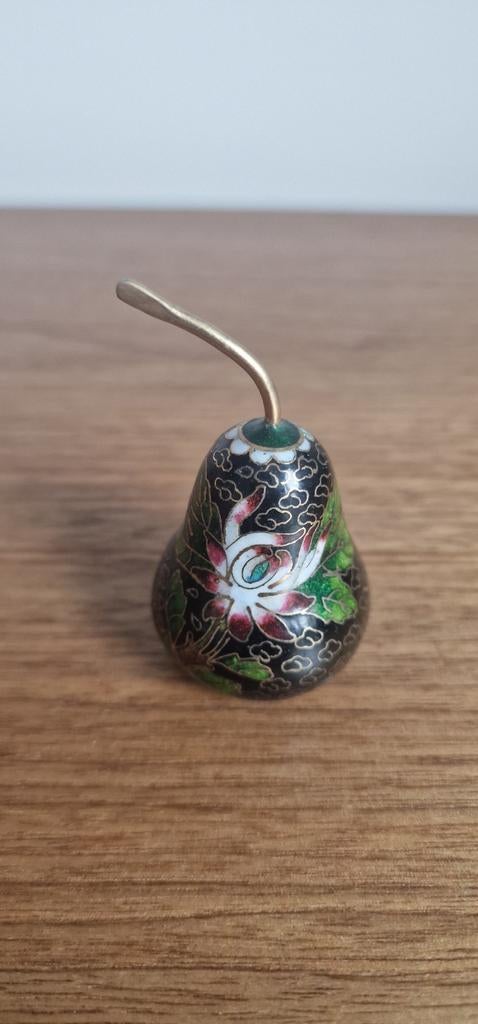 Chinese Cloisonne Peer - Handgeschilderd, Ophalen