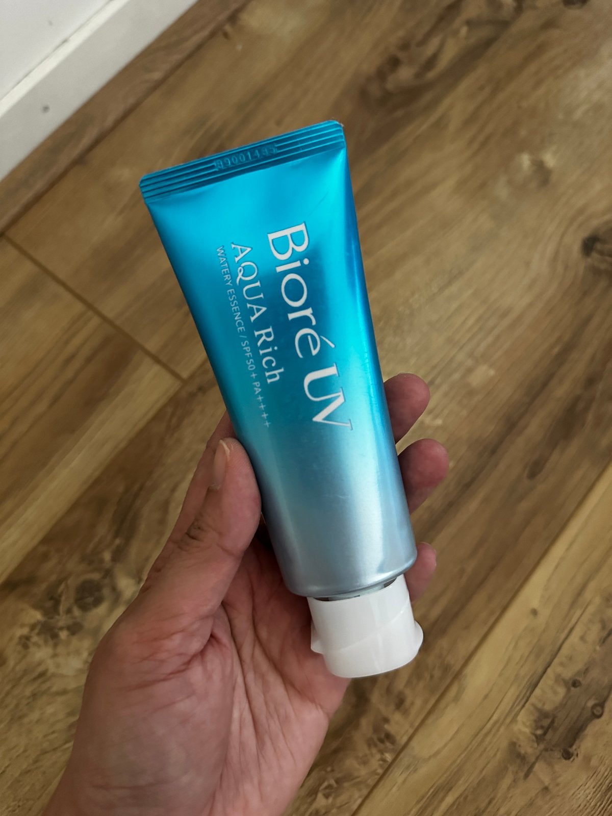 Biore UV Aqua Rich Watery Essence SPF50+ PA++++, Sieraden, Tassen en Uiterlijk, Uiterlijk | Gezichtsverzorging, Ophalen of Verzenden