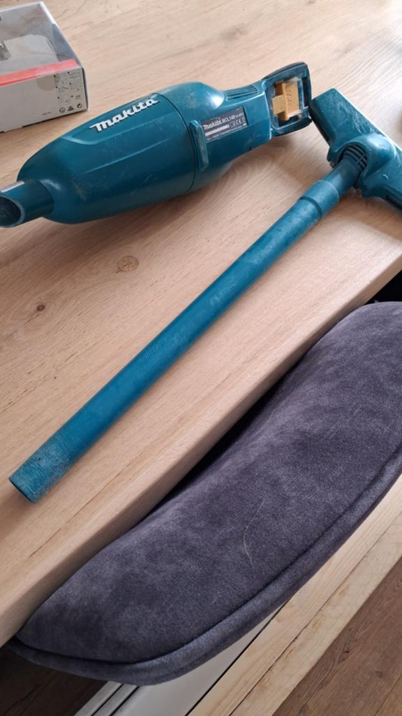 Werkende makita stofzuiger 14.4V BCL140, 18V accu werkt ook, Ophalen of Verzenden, Gebruikt