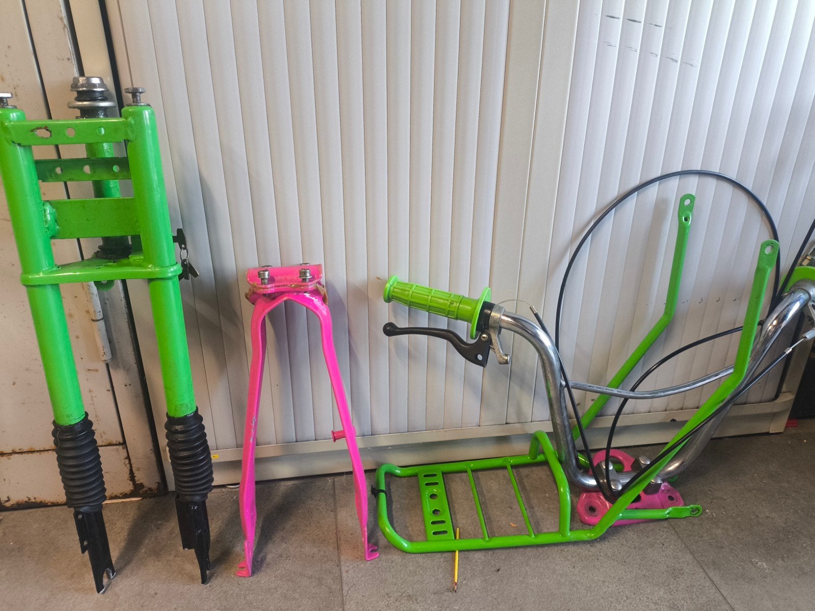 puch maxi onderdelen voorvork achterbrug enz., Ophalen of Verzenden, Zo goed als nieuw, Frame