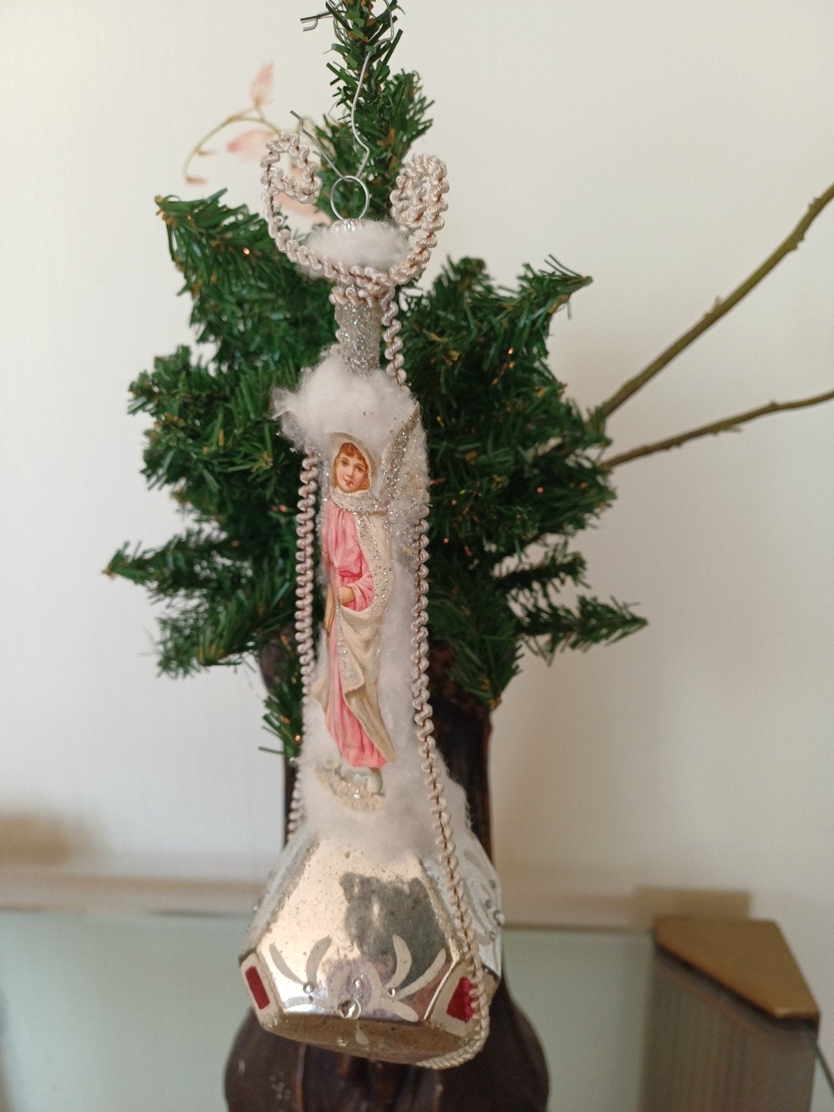 vintage kerstbal van glas bal met tinselen poezieplaatje, Ophalen of Verzenden