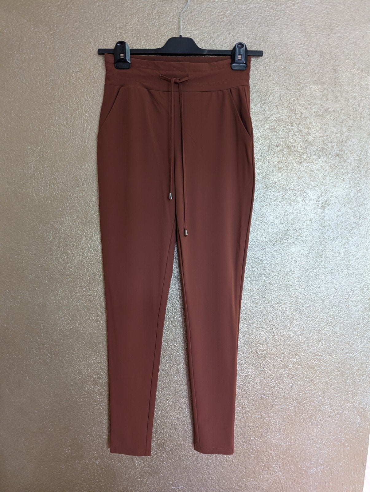 Nicolette Kluijver travelstof broek maat S, Bruin, Verzenden, Nieuw, Nicolette Kluijver