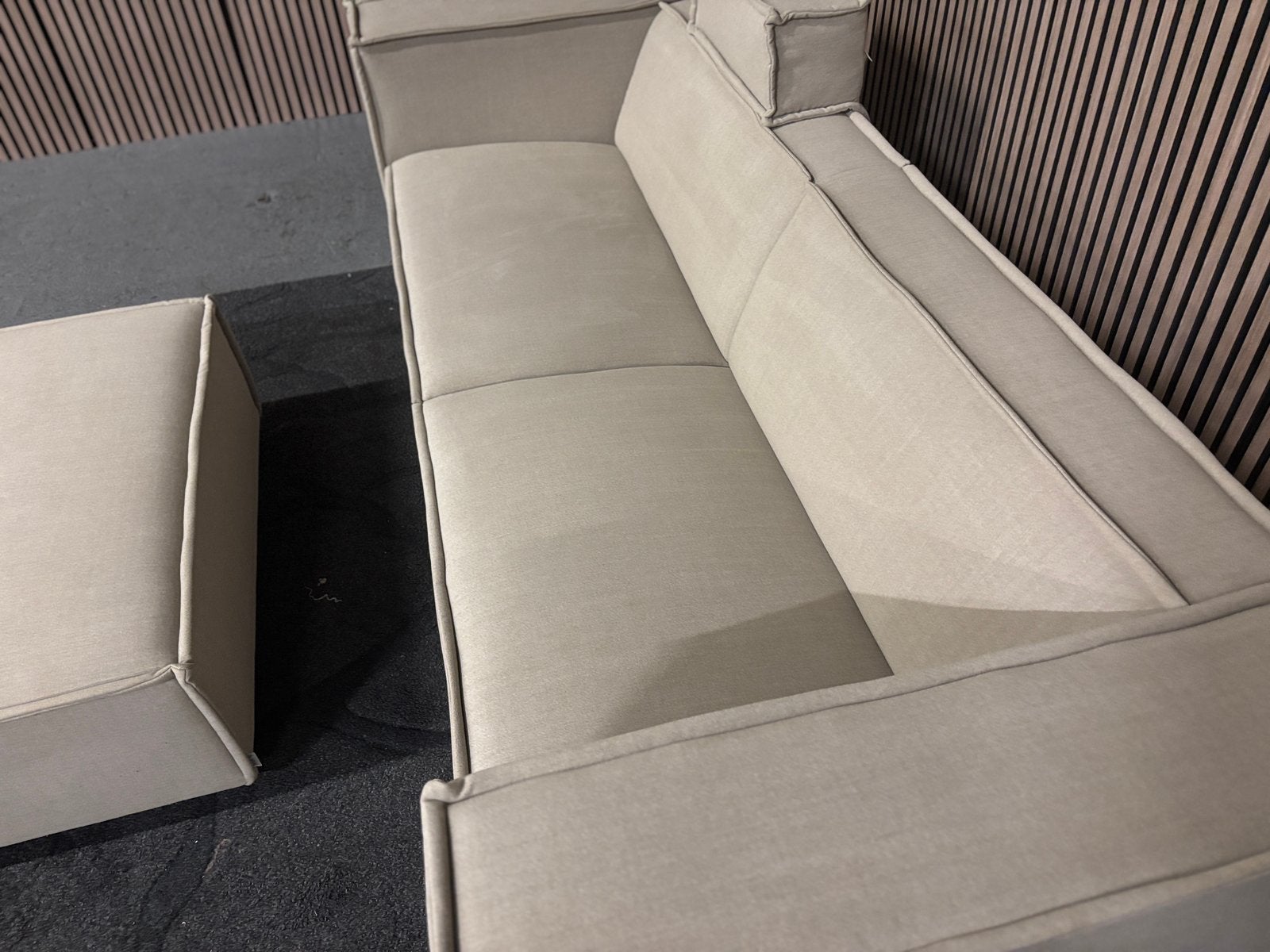 GRATIS LEVERING BySidde Sommer Bank Beige 252x100 GEREINIGD, 250 tot 300 cm, 100 tot 125 cm, Ophalen of Verzenden, Zo goed als nieuw