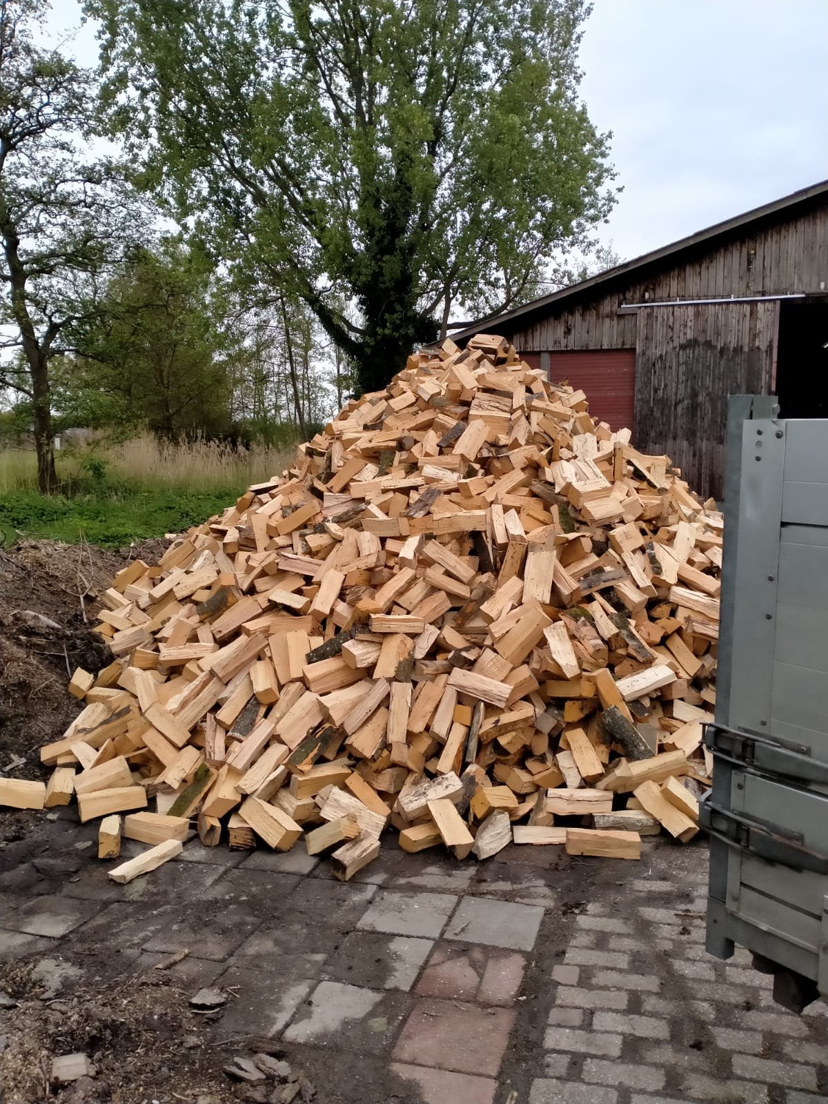Droog, eik, beuk, es haardhout mix, Tuin en Terras, Haardhout, 6 m³ of meer, Ophalen of Verzenden, Essenhout, Blokken