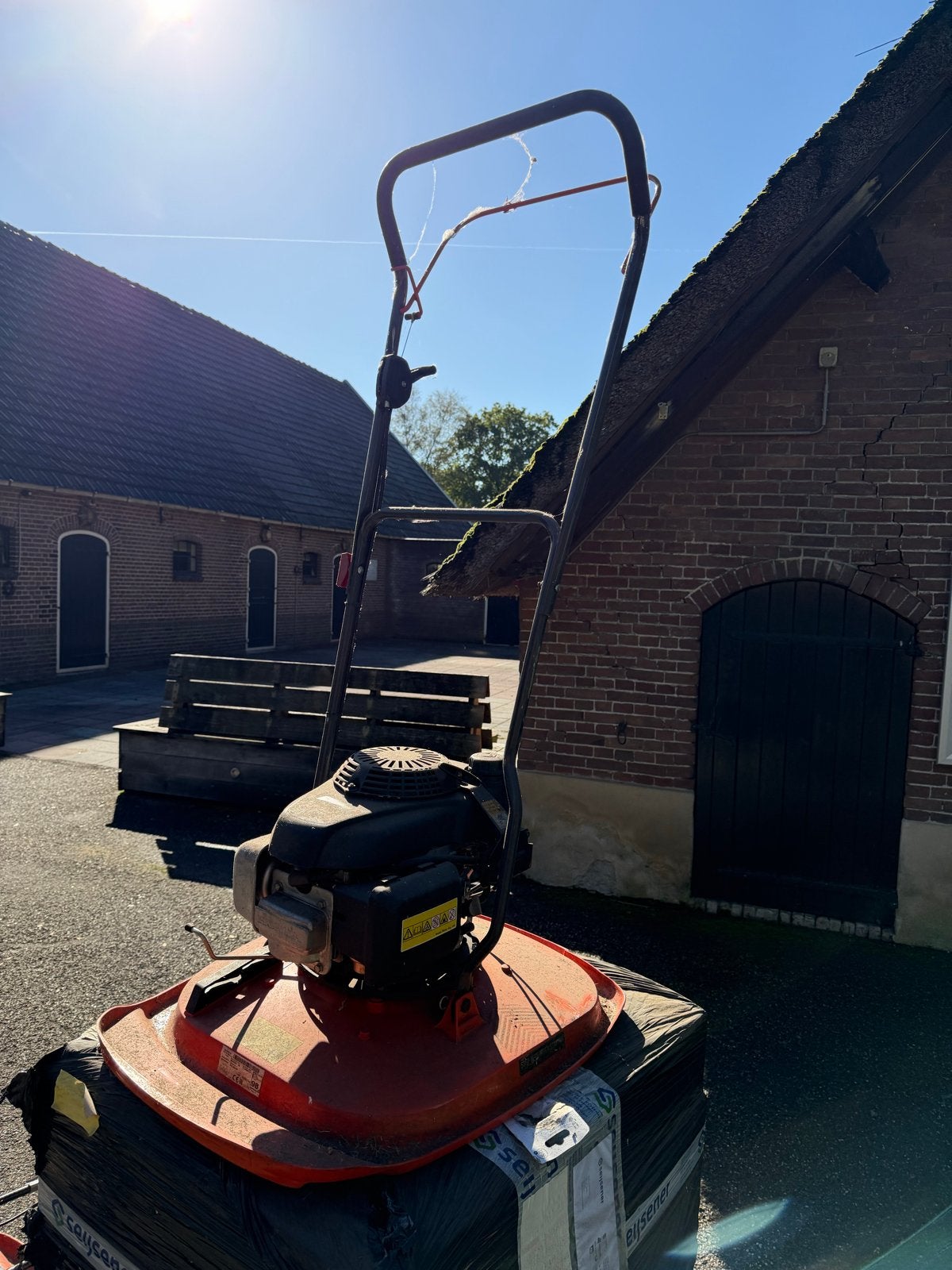 Husqvarna XL500 Zweefmaaier - Gebruikt, Gebruikt, Ophalen of Verzenden, Benzine-grasmaaier, 50 cm of meer