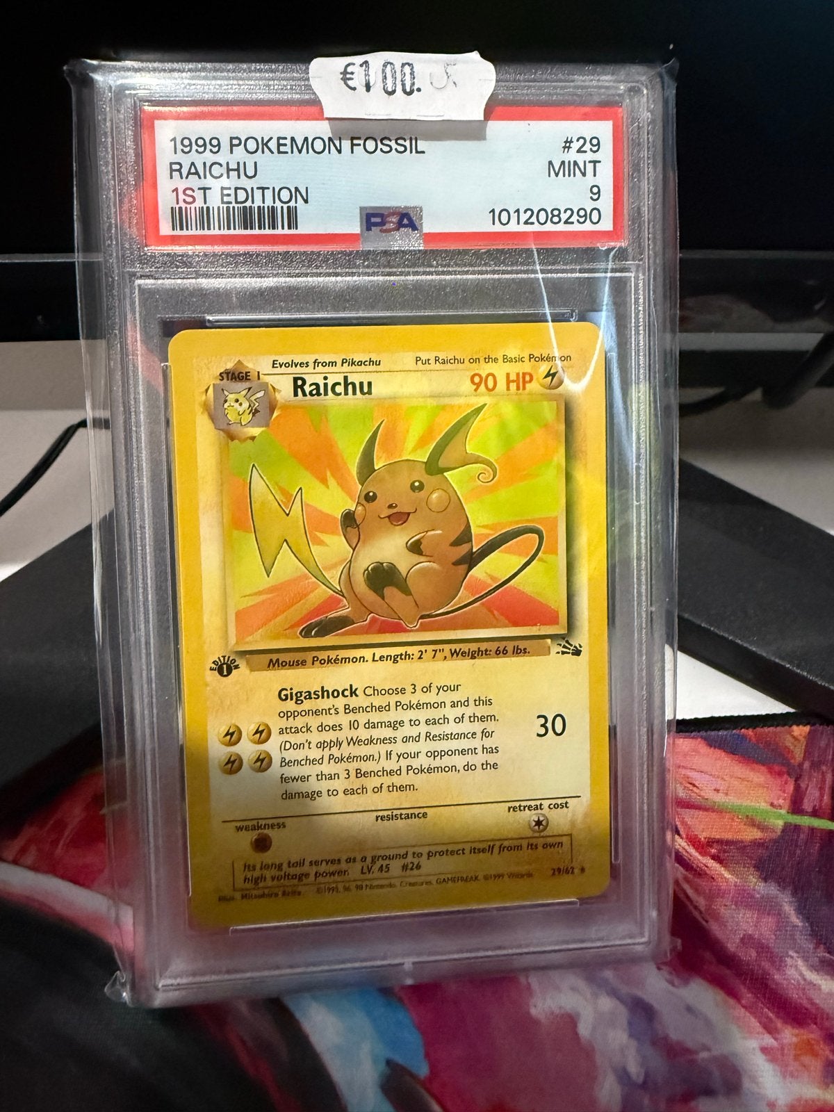 1999 Pokémon Fossil Raichu 1st Edition PSA 9 Mint, Hobby en Vrije tijd, Verzamelkaartspellen | Pokémon, Ophalen of Verzenden, Zo goed als nieuw