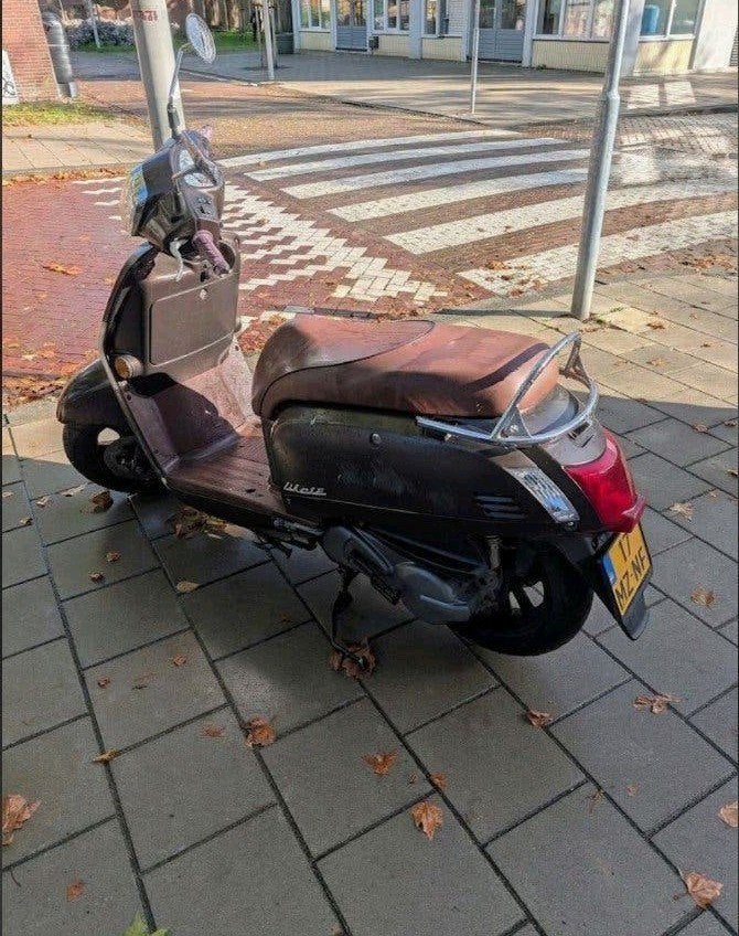 Kymco Like 125cc. Lage KM stand. prachtig motorscooter, Ophalen, Gebruikt, 125 cc, Like