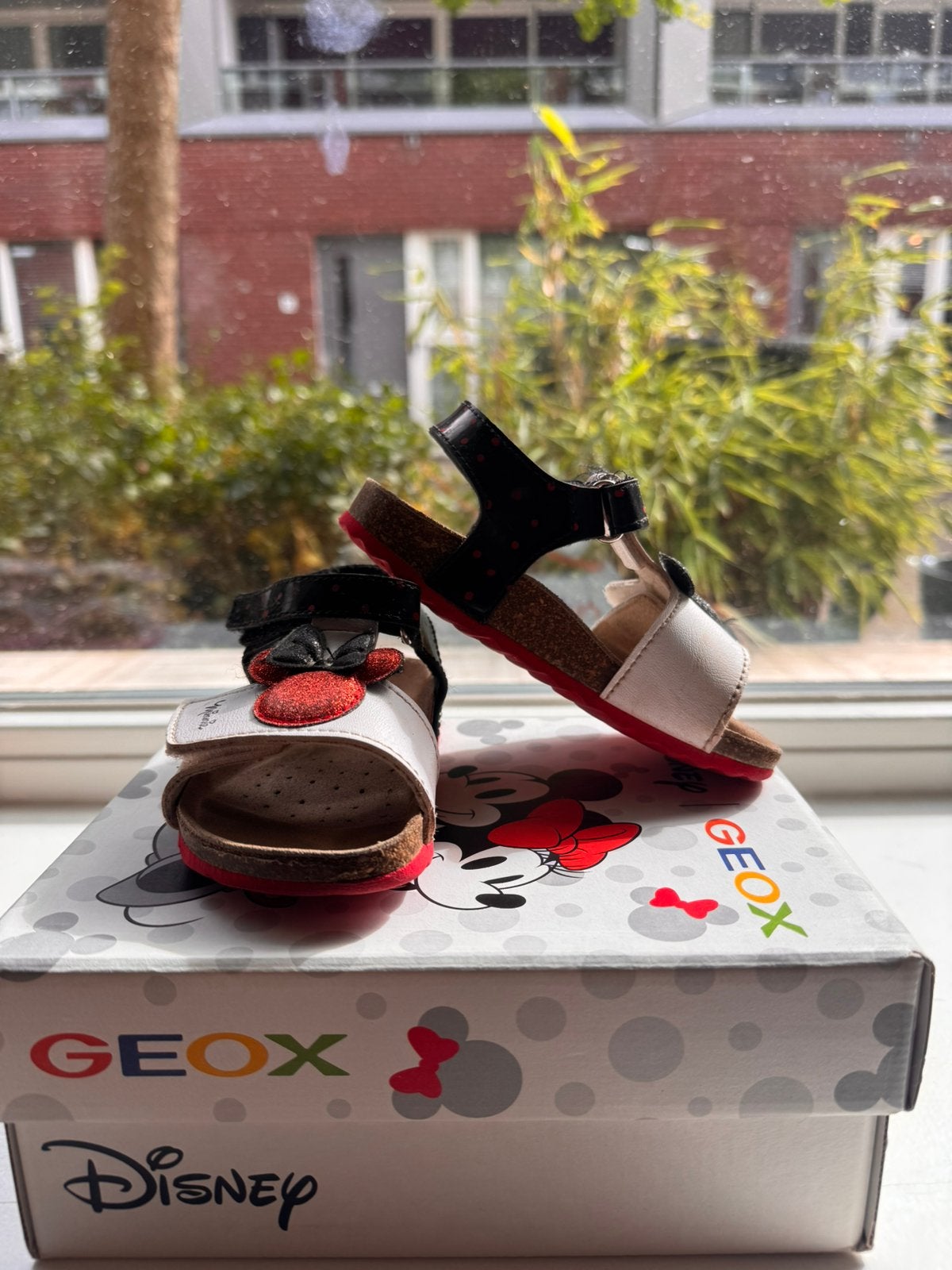 Geox Disney Minnie Mouse Sandalen Maat 24, Kinderen en Baby's, Kinderkleding | Schoenen en Sokken, Ophalen of Verzenden, Nieuw