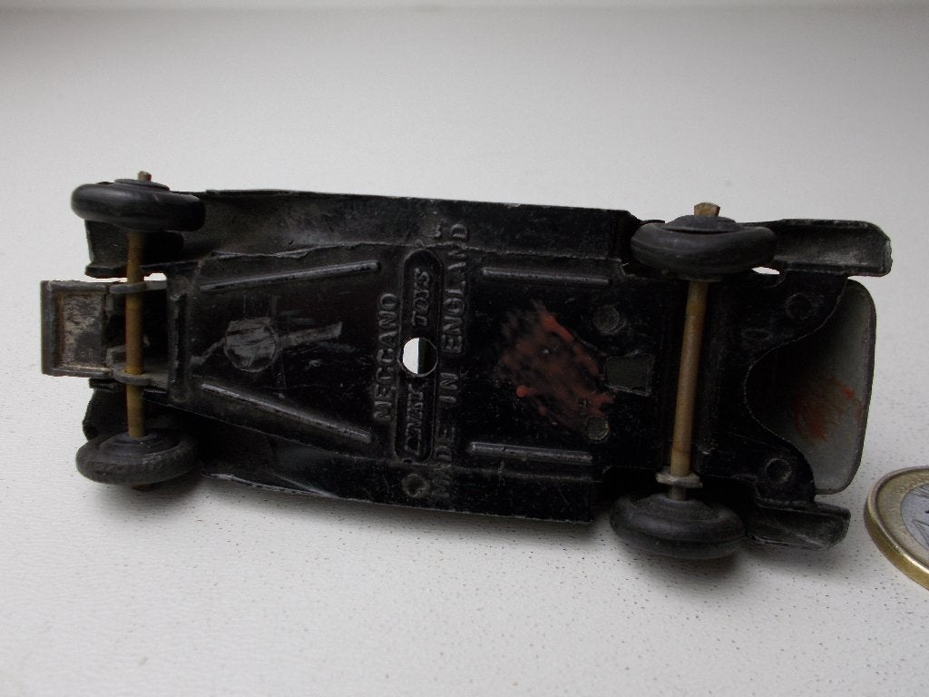 1947 Dinky Toys 30C DAIMLER SALOON., Ophalen of Verzenden, Gebruikt, Auto, Dinky Toys