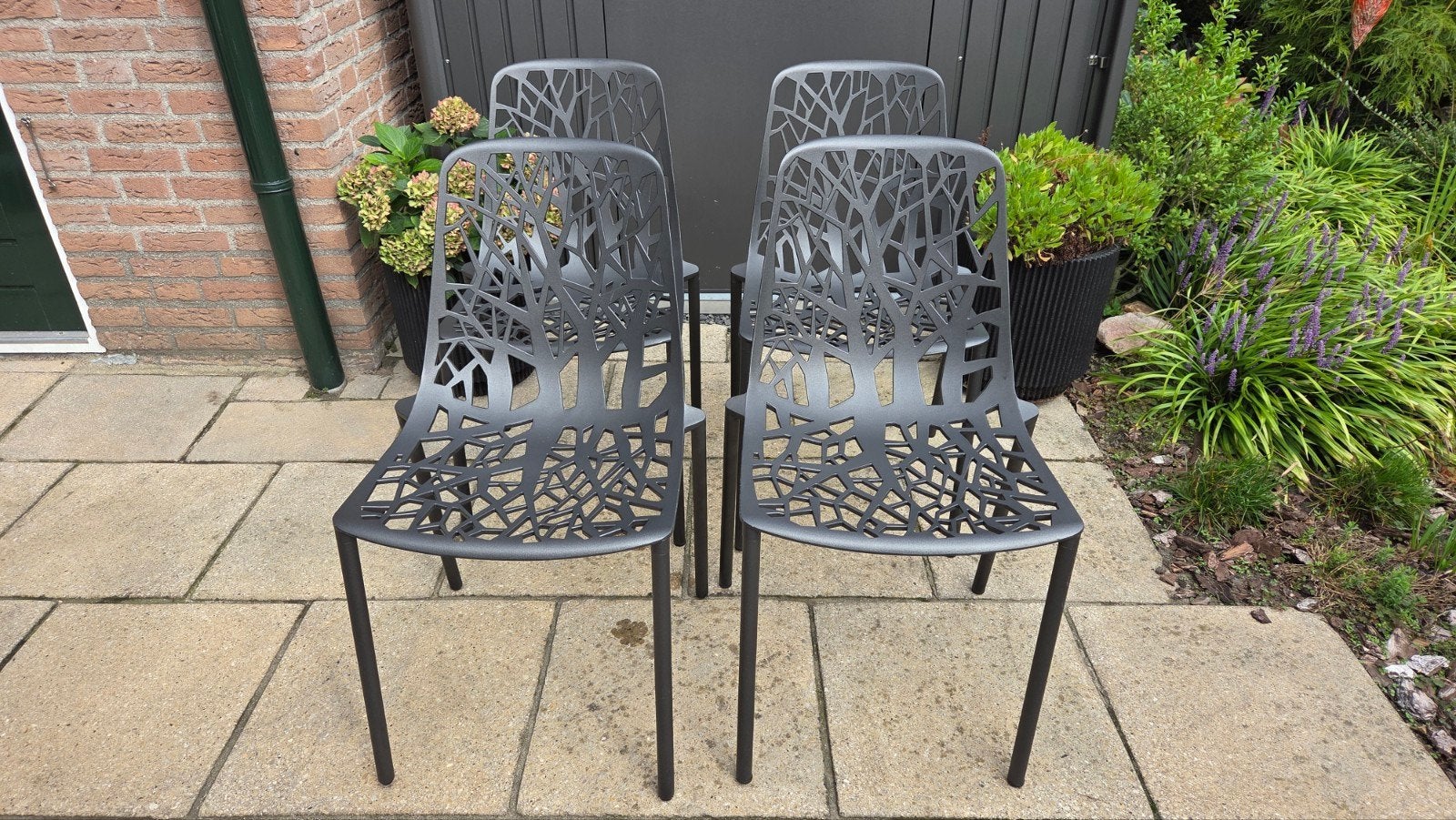 4  designstoelen Fast Forest Chair Metallic grey, Tuin en Terras, Ophalen, Gebruikt, Metaal, Stapelbaar
