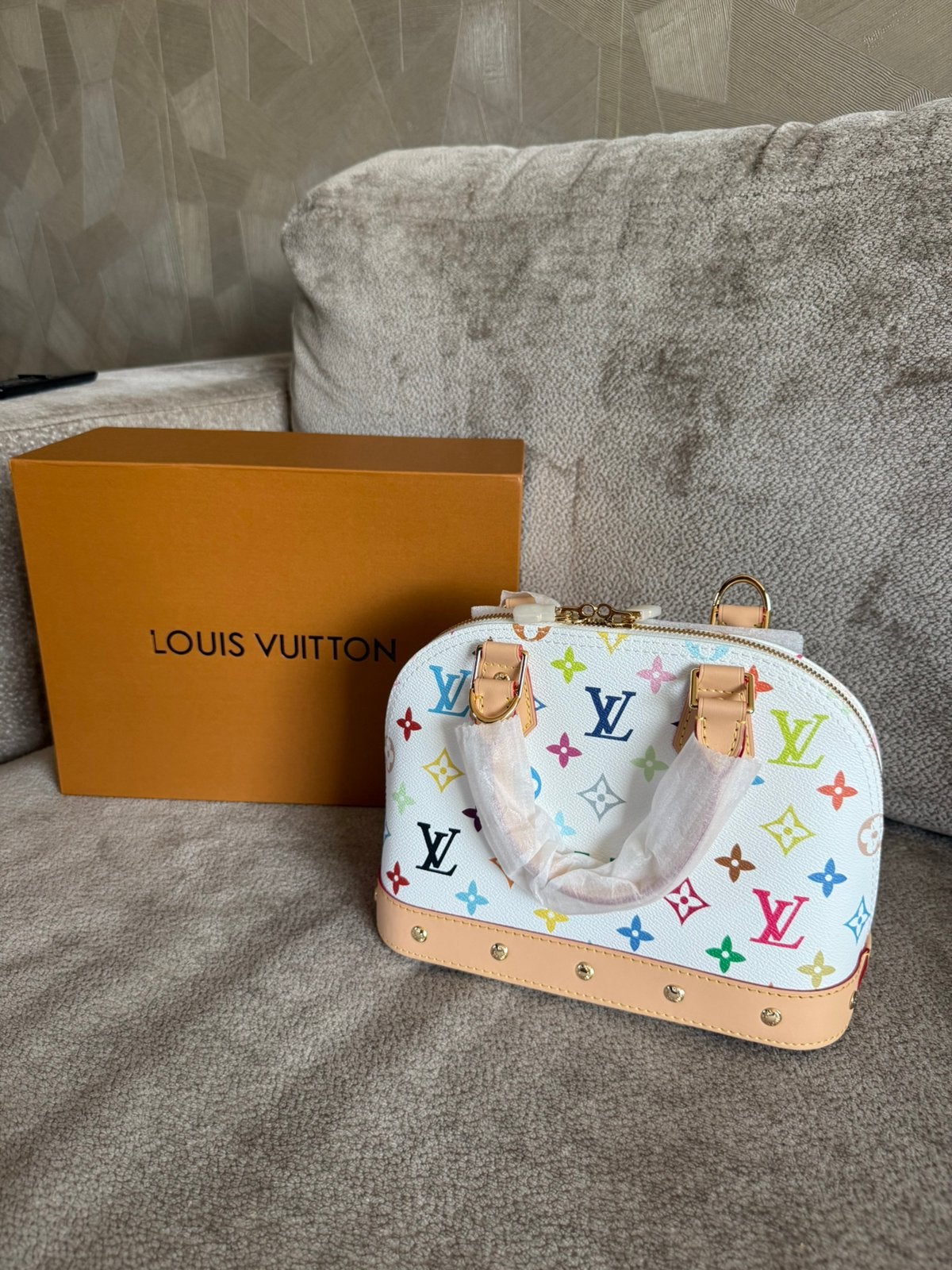 Lv tas, Ophalen of Verzenden, Zo goed als nieuw, Bruin, Handtas