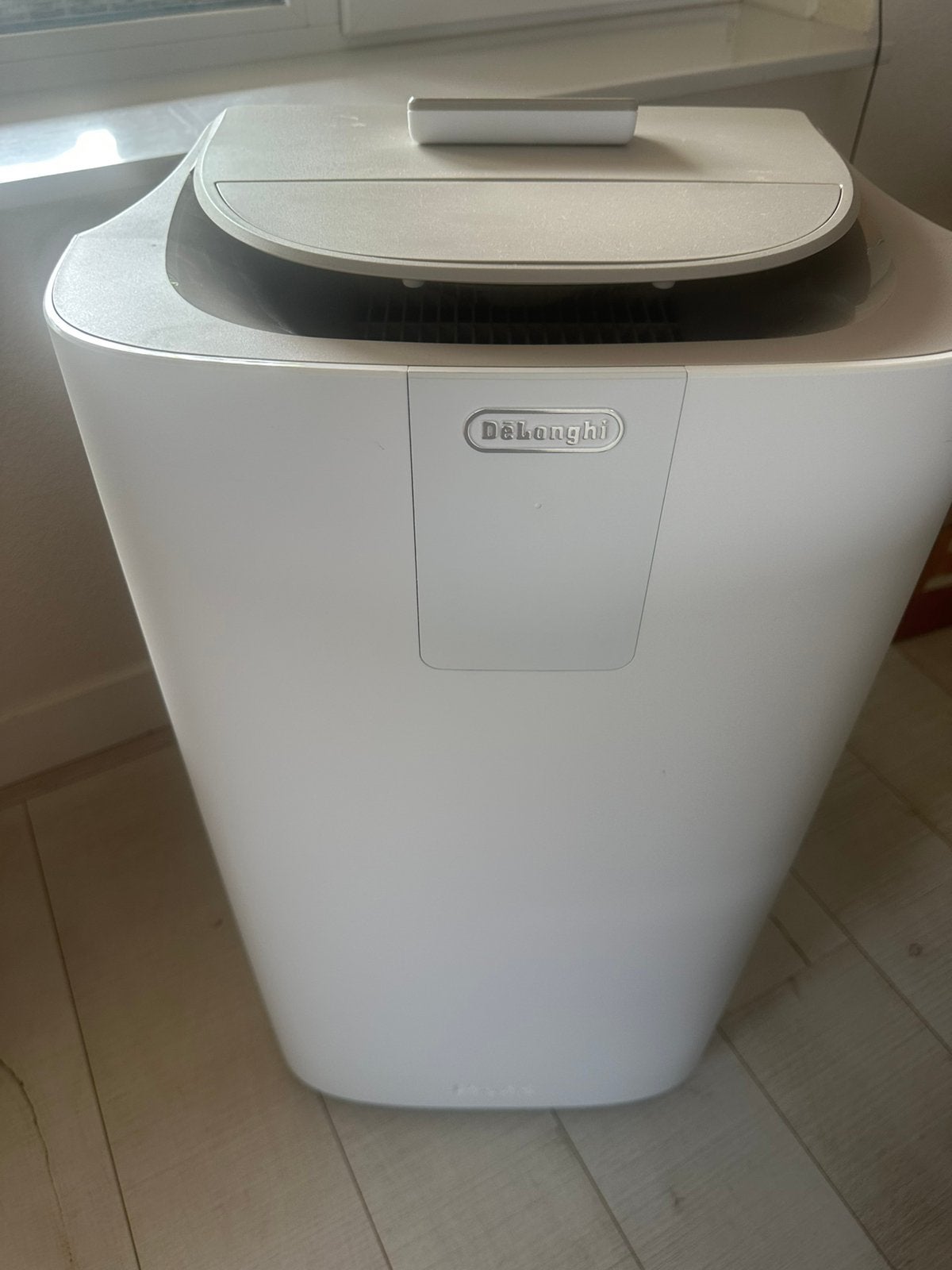 Delonghi airco. 2/3 maanden gebruikt. Koelt goed!, Witgoed en Apparatuur, Airco's, Ophalen, 3 snelheden of meer, Zo goed als nieuw
