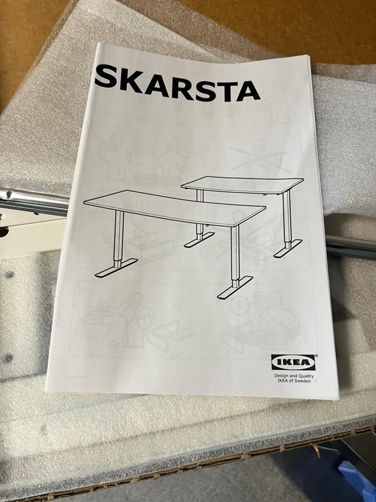 Ikea bureau onderstel wit 120/160 breed, Huis en Inrichting, Bureaus, Ophalen, Nieuw