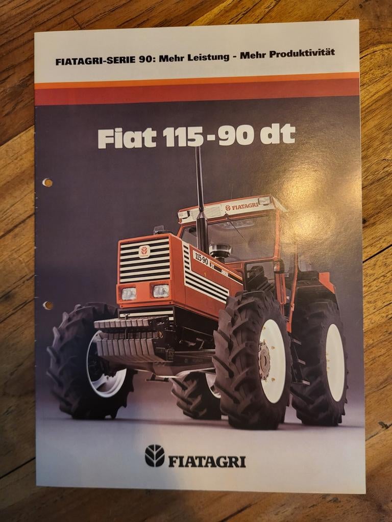 tractor folder Fiat 115-90 DT Fiatagri, Boeken, Ophalen of Verzenden, Zo goed als nieuw