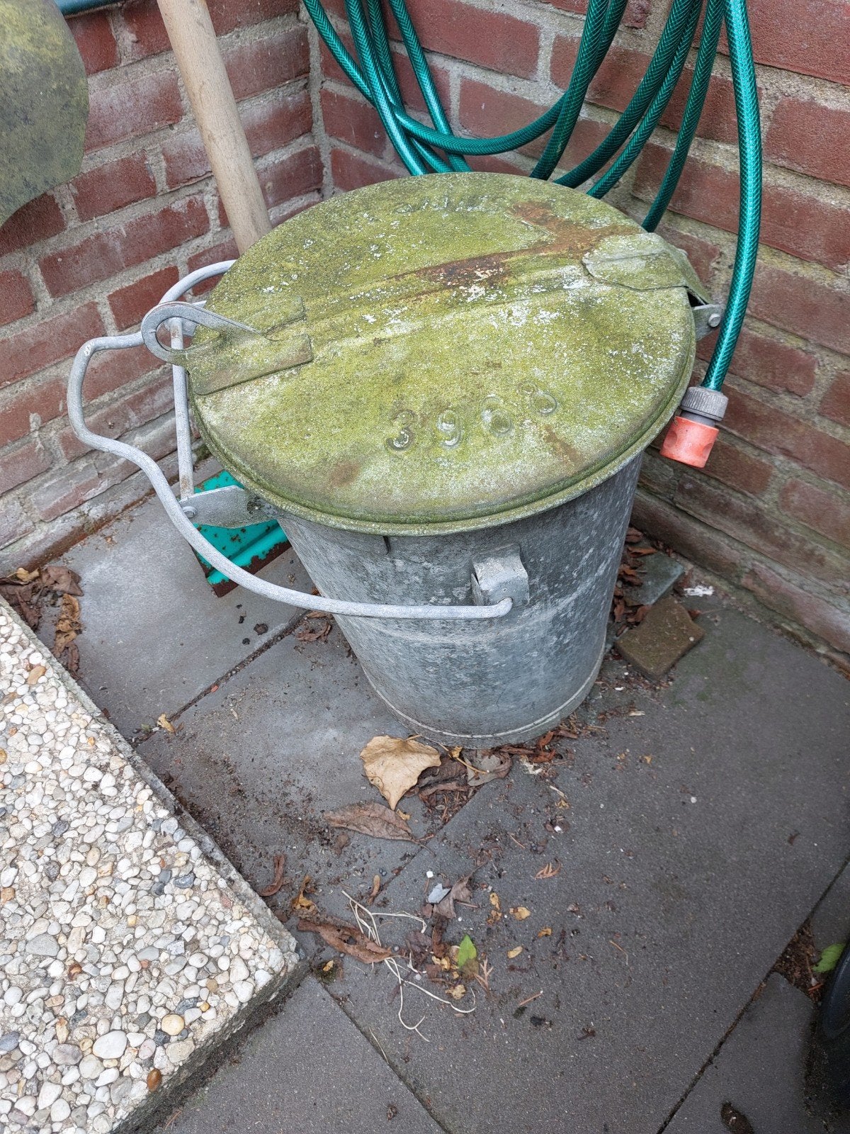 Zinken Vuilnisbak, Tuin en Terras, Ophalen, Rond, Metaal, Minder dan 30 cm
