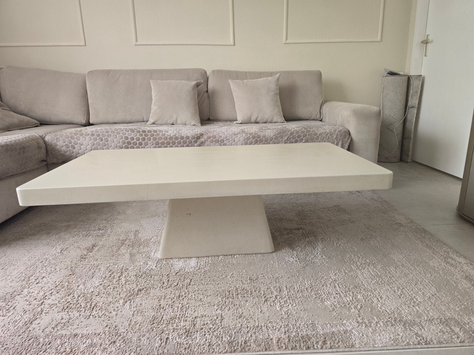 Stijlvolle eettafel/salontafel van Giga Meubel, Overige materialen, Zo goed als nieuw, Overige vormen, Vier personen