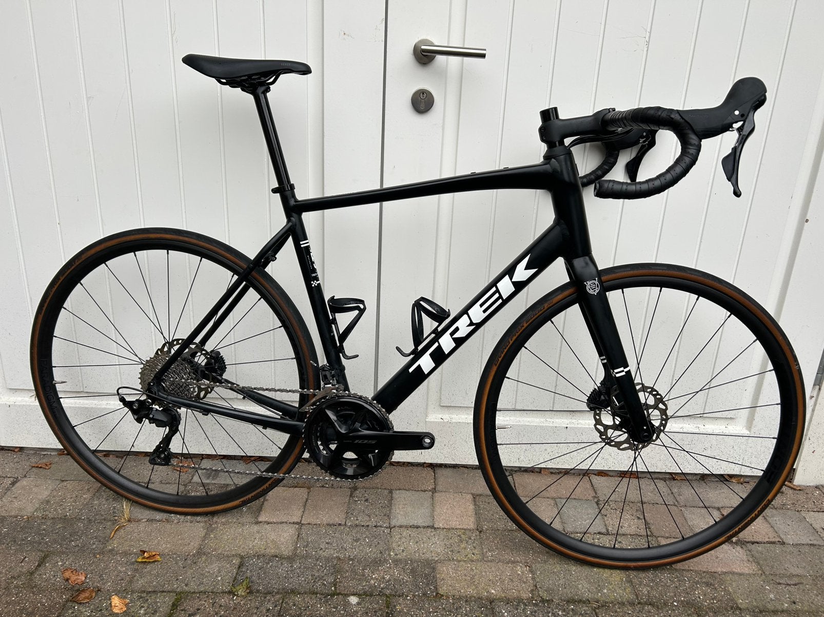 Nette Trek Domane AL5 105 12 speed disc, Aluminium, Zo goed als nieuw, 57 tot 61 cm, Meer dan 20 versnellingen