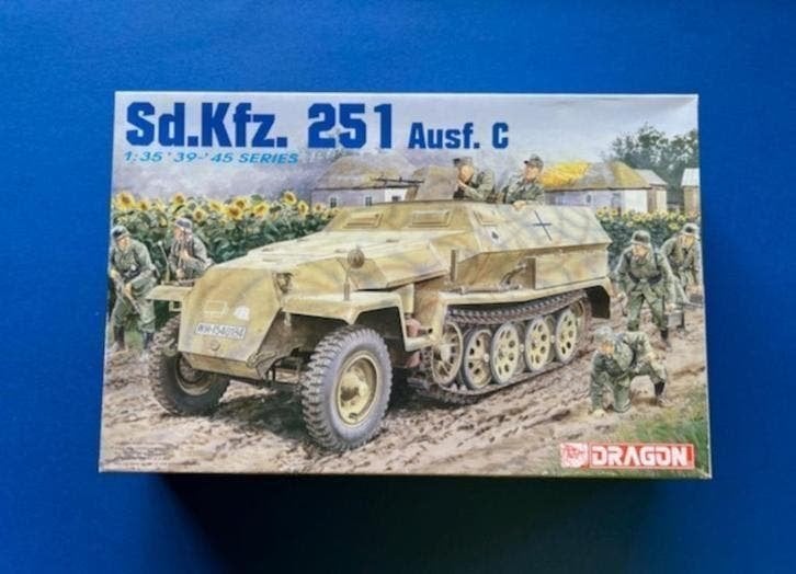 Dragon	6187	Sd.Kfz. 251 Ausf. C	1/35, Verzenden, 1:32 tot 1:50, Nieuw, Italeri