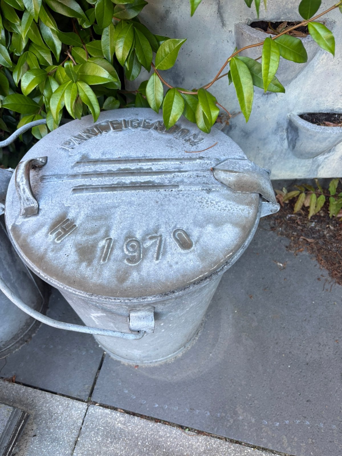 Oude brocante zinken vuilnisemmer, Huis en Inrichting, Woonaccessoires | Prullenbakken, Ophalen, Gebruikt