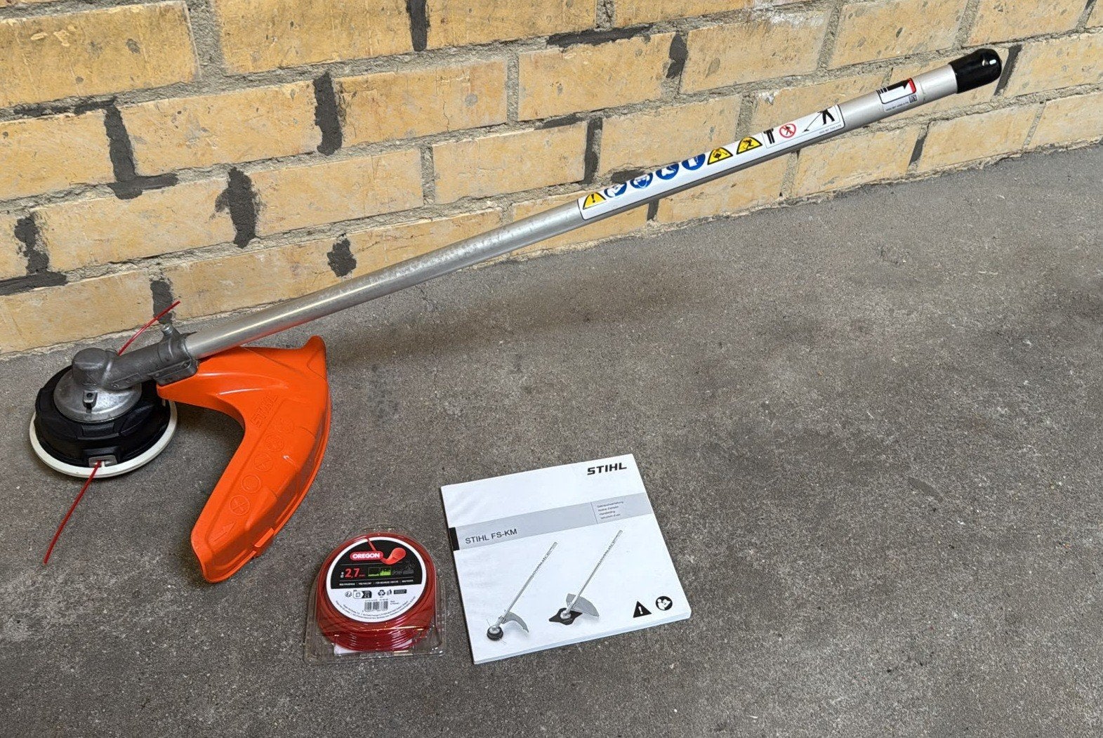 Stihl FS KM met draad - Zo goed als nieuw, Ophalen, Zo goed als nieuw, Stihl