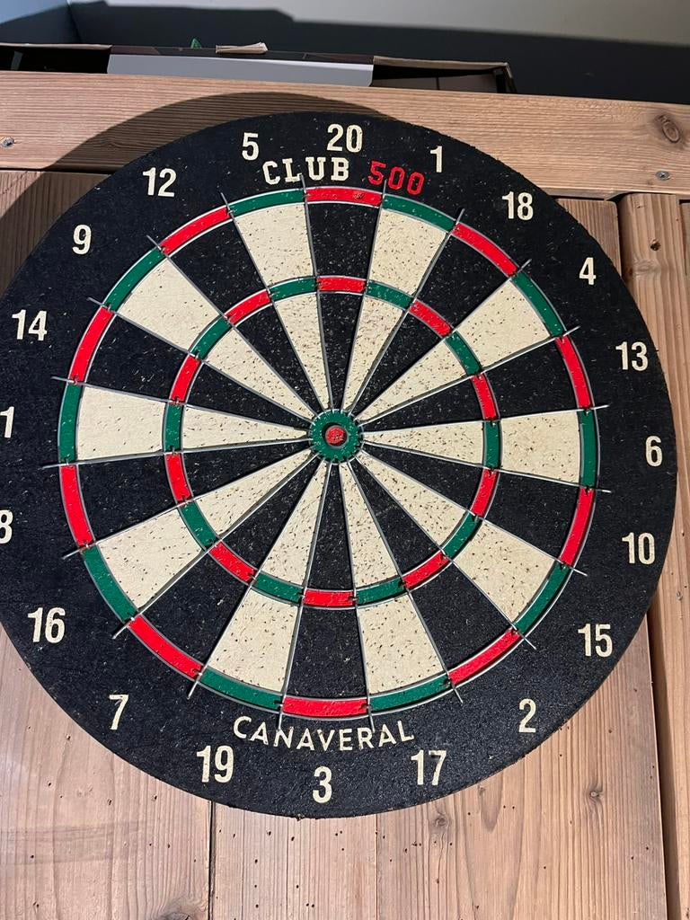 Dartbord club500, Ophalen, Zo goed als nieuw, Dartbord, Soft tip