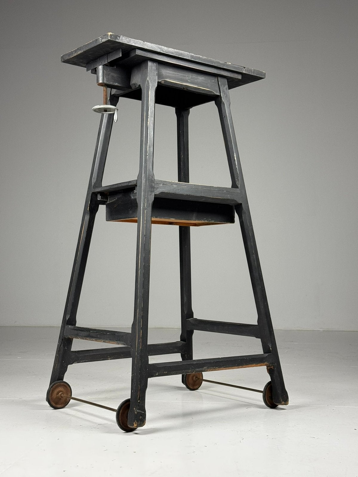 Sculptuur standaard zuil zwart