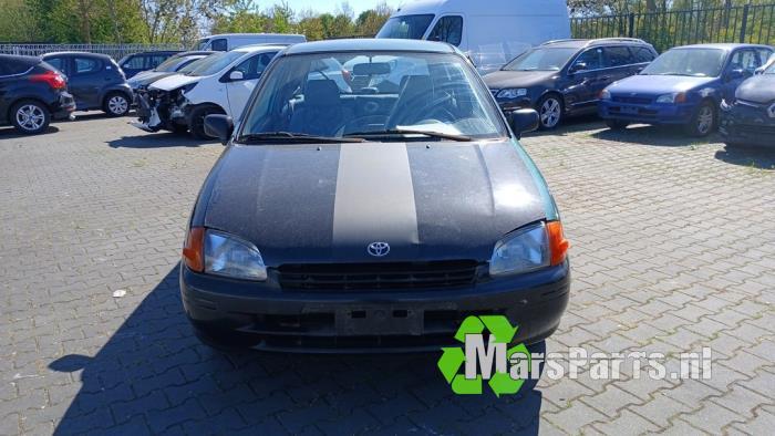 Aandrijfas links-voor van een Toyota Starlet, Auto-onderdelen, Gebruikt, -, -, Ophalen of Verzenden