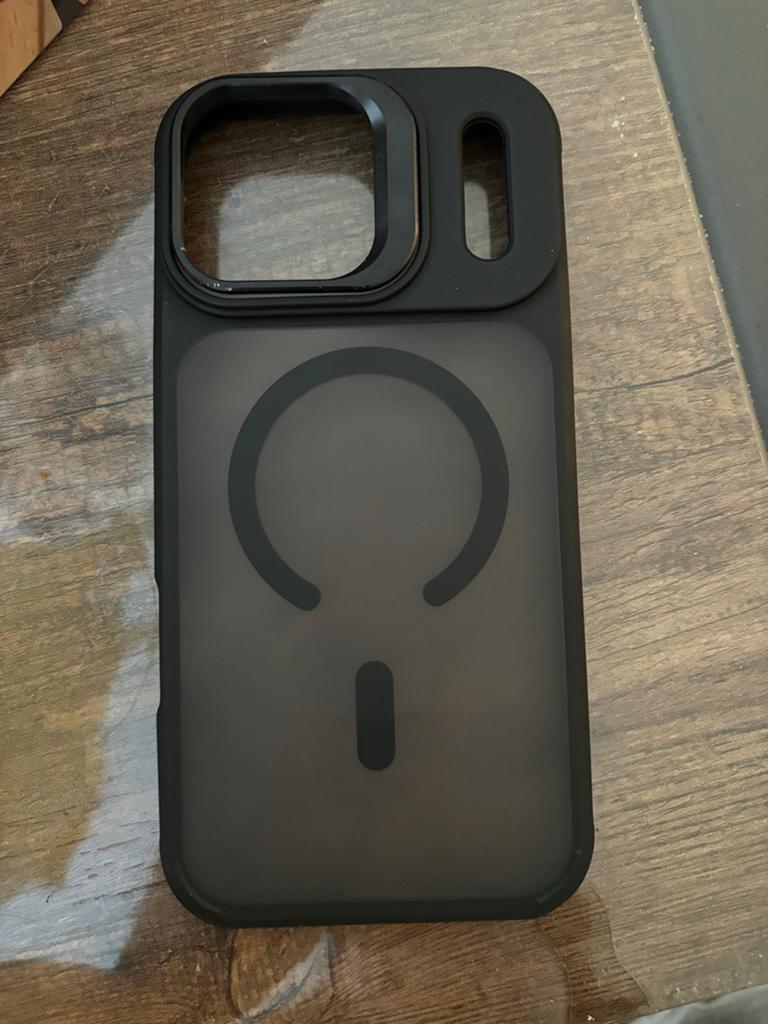 Zwart iPhone 17 Pro Max hoesje met MagSafe, Kunststof, Zwart, MagSafe, Overige merken