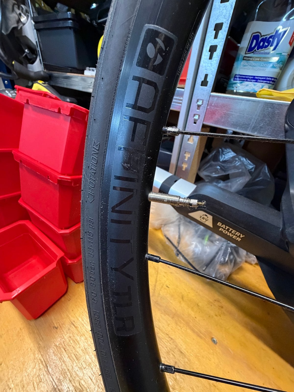 Bontrager Affinity TLR Disc Wielset met Schwalbe Pro One, Wiel, Gebruikt, Ophalen of Verzenden, Aluminium