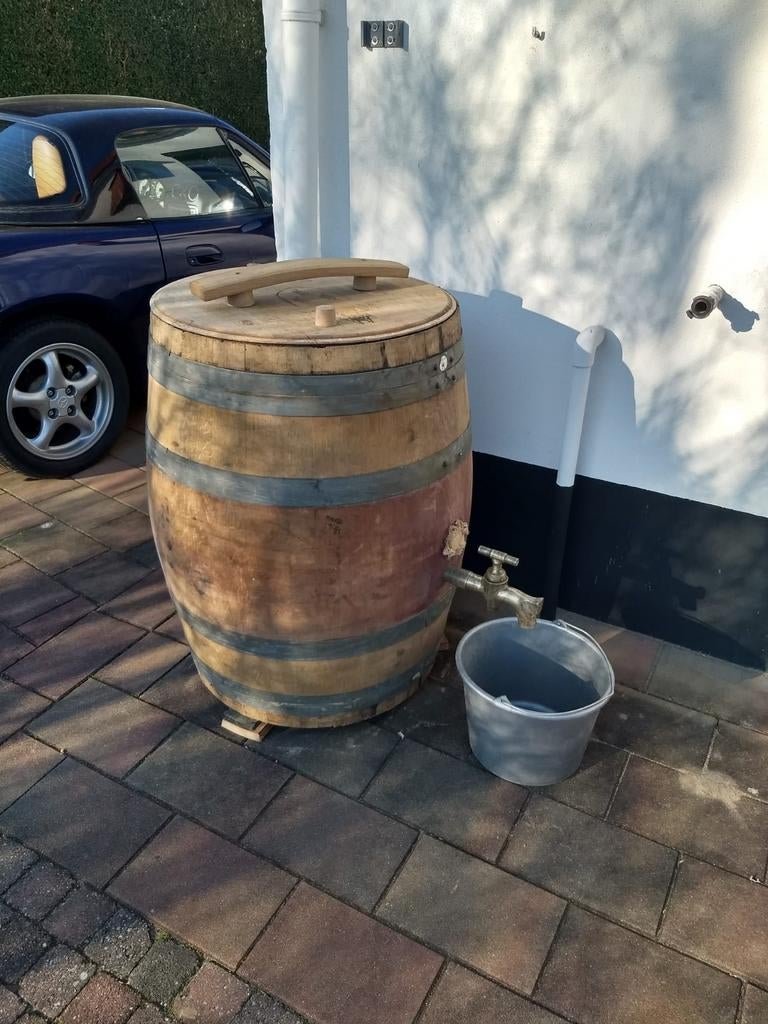 Eiken regentonnen,plantenbakken,vijver van wijnvaten., Tuin en Terras, Regentonnen, 150 liter of meer, Ophalen, Hout