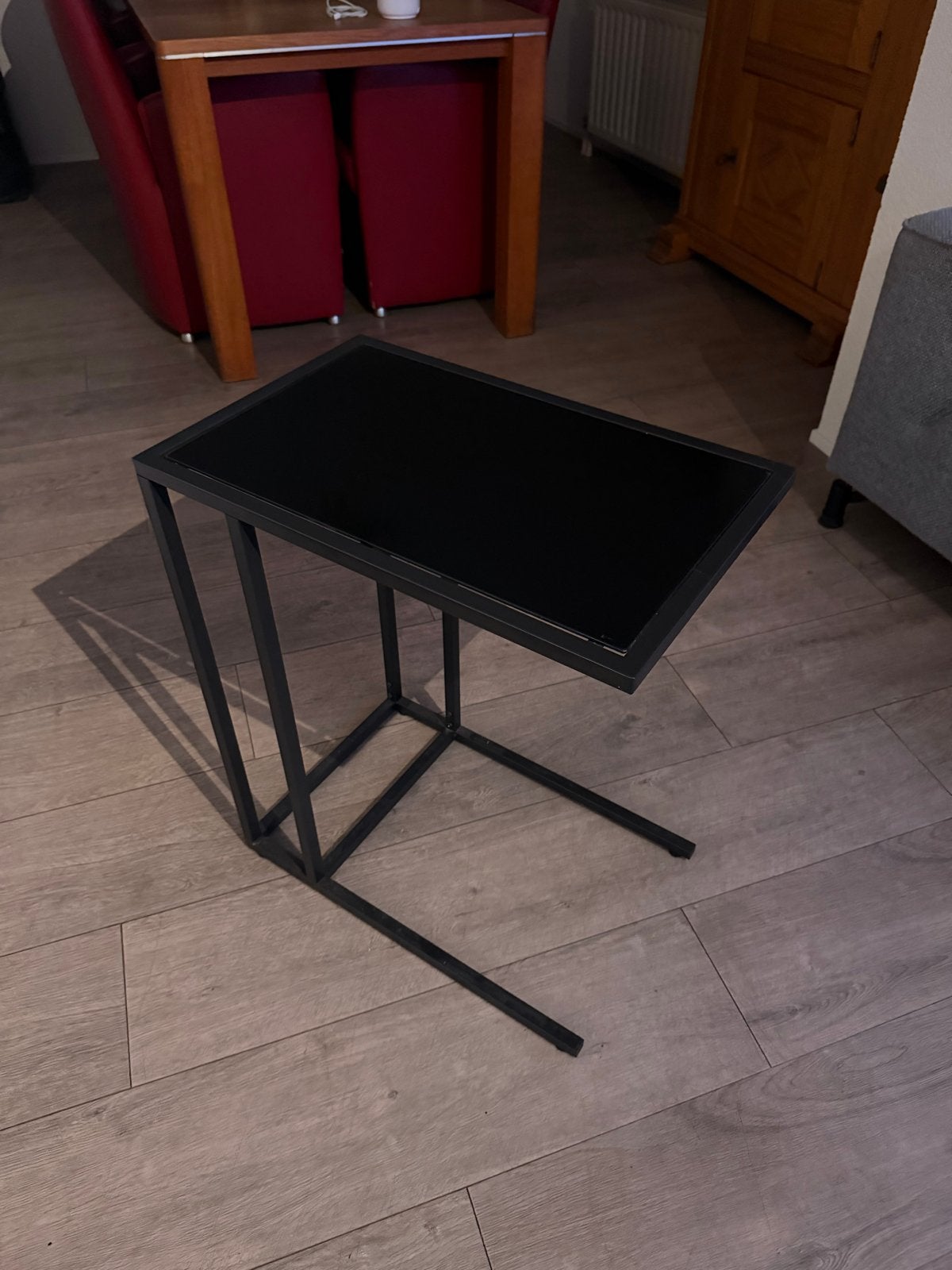 IKEA VITTSJÖ bijzettafel - Zwart glas en metaal, Gebruikt, Metaal of Aluminium, 55 tot 75 cm, Rechthoekig