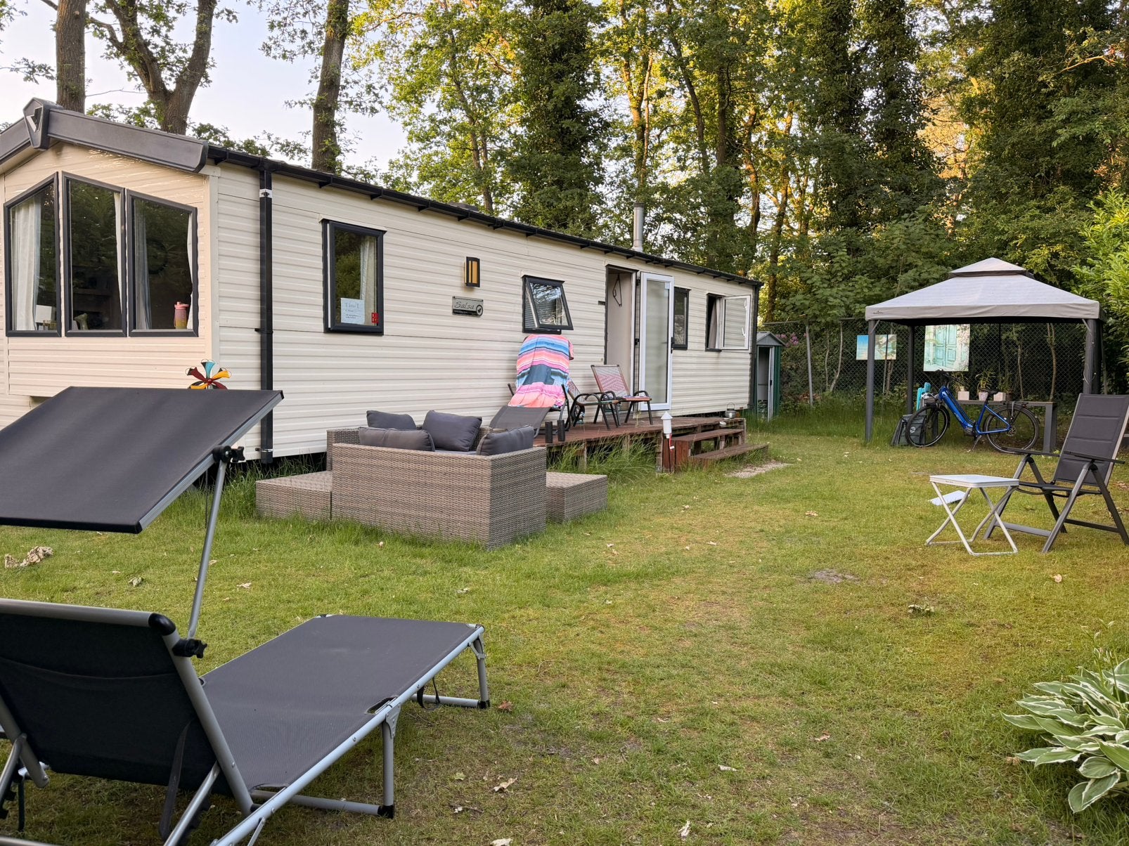 Mooie stacaravan in Rucphen op Camping de Posthoorn te koop, Tot en met 6