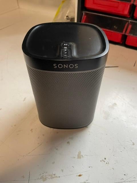 Sonos - Play 1 - Grijs/zwart - Met ophangbeugel (3D print), Audio, Tv en Foto, Luidsprekers, Gebruikt, Ophalen of Verzenden, Sonos