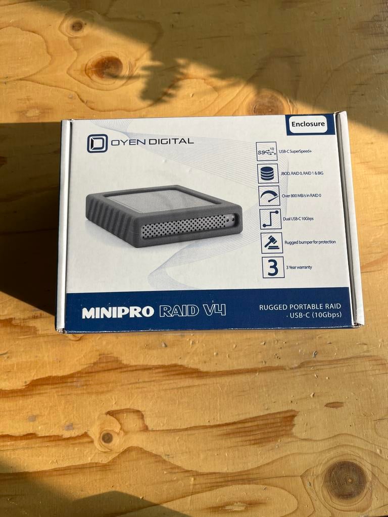 Nieuw: Oyen Digital MiniPro RAID V4 USB-C (10Gbps) Enclosure, Server, SSD, Nieuw, Ophalen of Verzenden