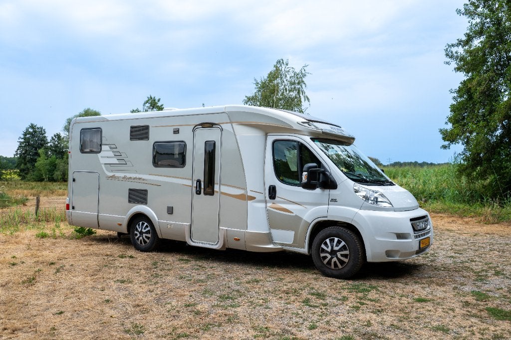 Hymer Tramp T 674 sl Star edition, Caravans en Kamperen, Campers, Ringverwarming, Fiat, Particulier, Buitenlamp