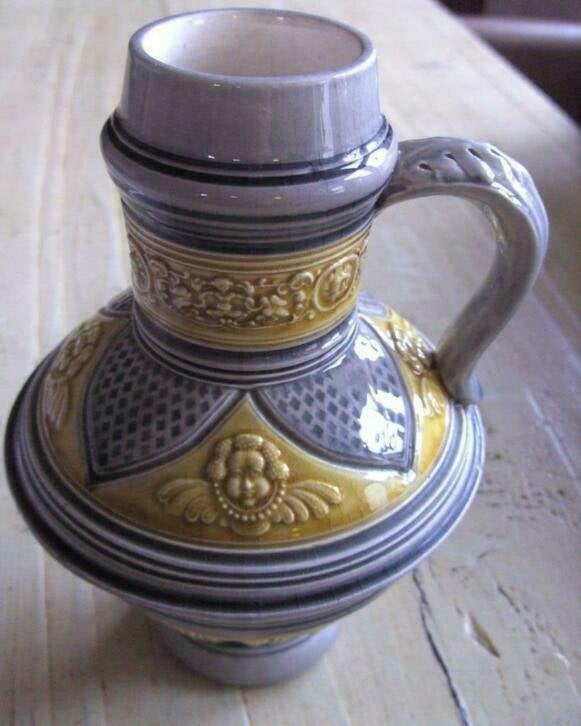 Antieke Franse Majolica kan, engeltjes, Choisy le Roi Seine, Ophalen of Verzenden