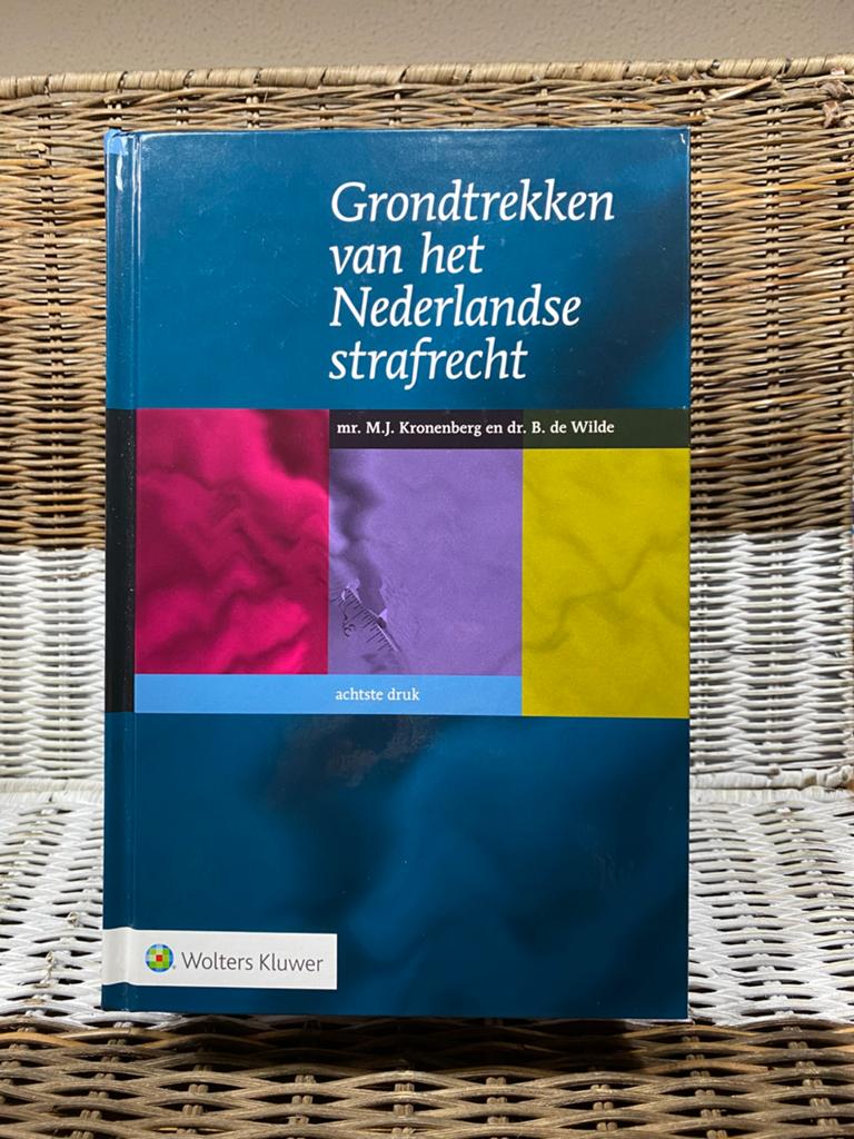 Grondtrekken van het Nederlandse strafrecht - 8e druk, Boeken, Studieboeken en Cursussen, Ophalen of Verzenden, Gamma, Zo goed als nieuw