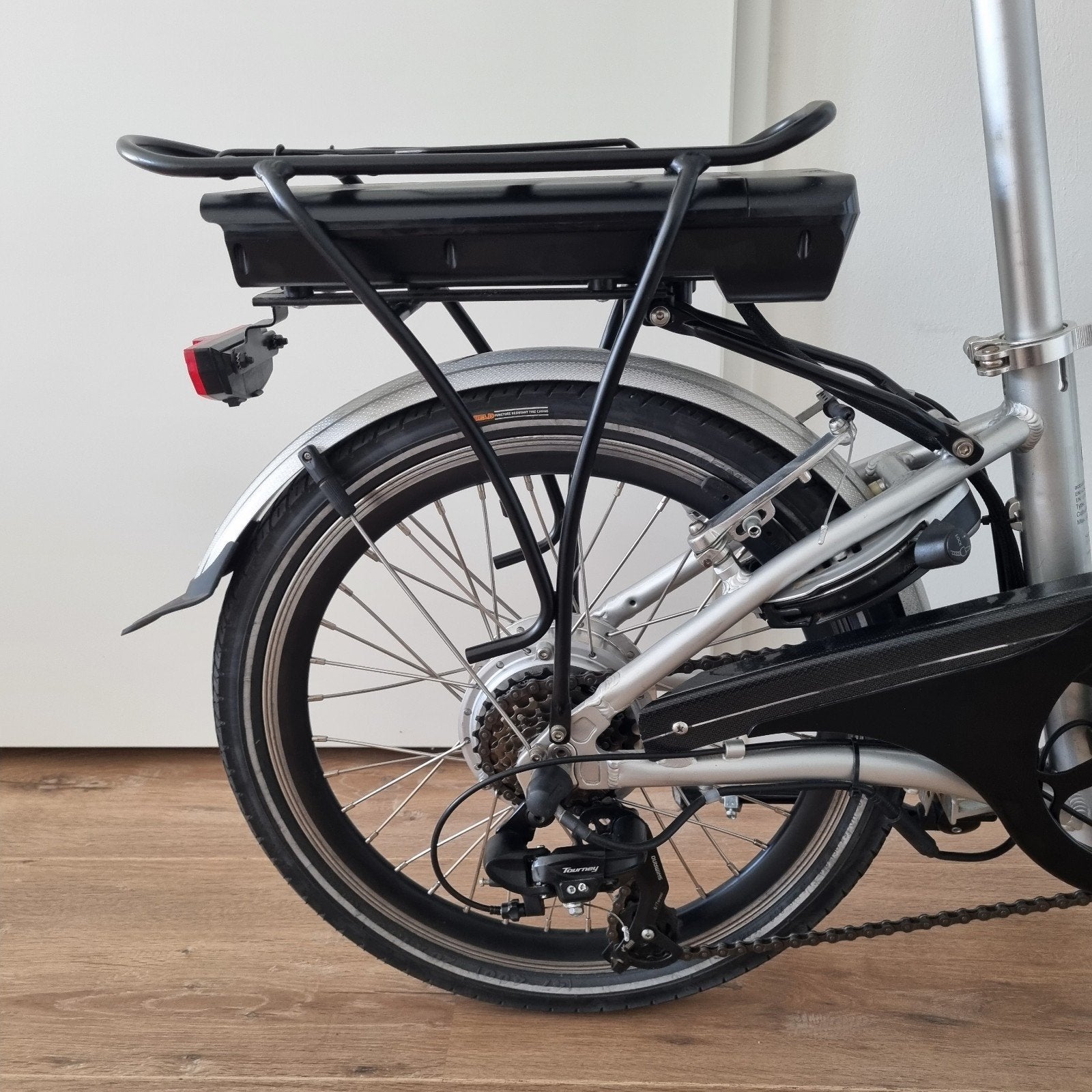 Foto 10 van 2x Z.G.A.N. E-4motion elektrische vouwfietsen (20inch)