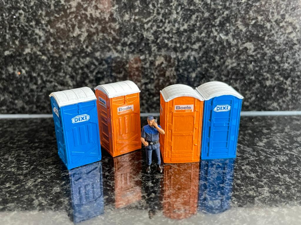 Resin mobiel toilet dixi boels wc unit verhuur 1:87 H0, Overige merken, Verzenden, Gelijkstroom of Wisselstroom, Brug, Tunnel of Gebouw
