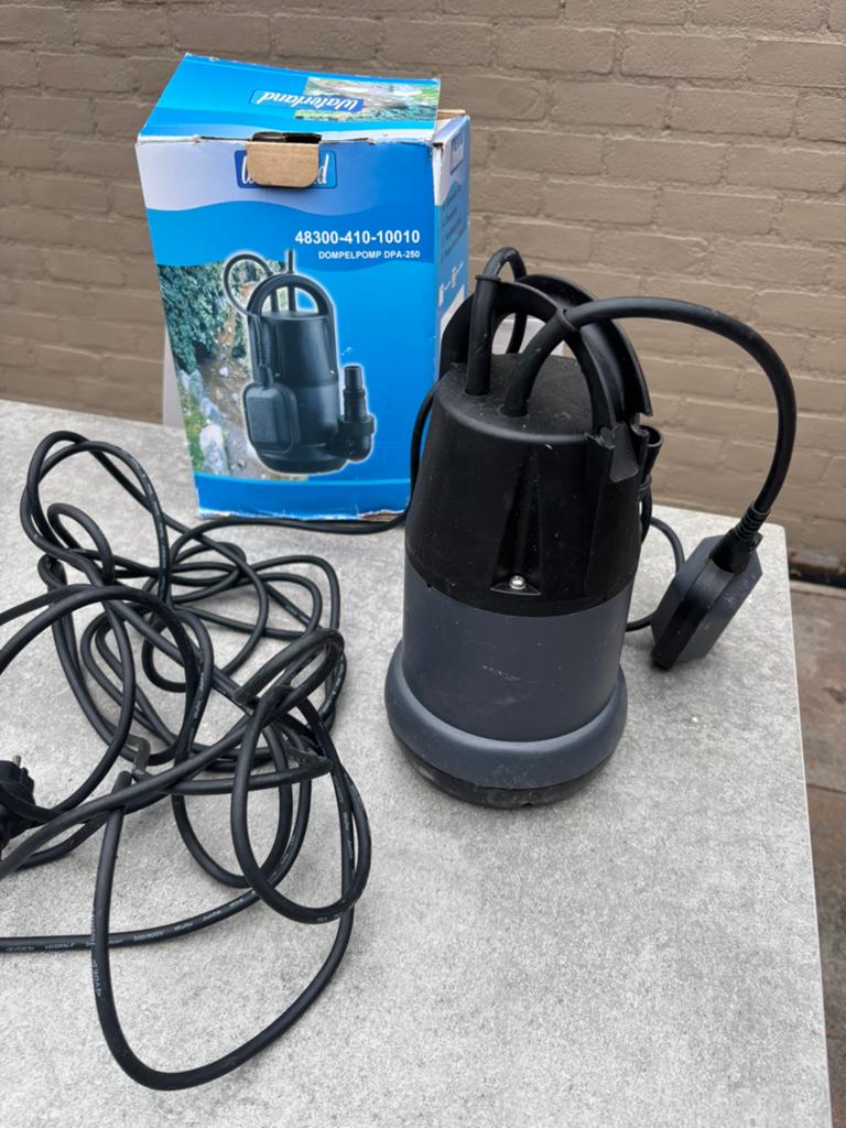 Dompelpomp, Ophalen of Verzenden, Zo goed als nieuw, Elektrisch, Dompelpomp