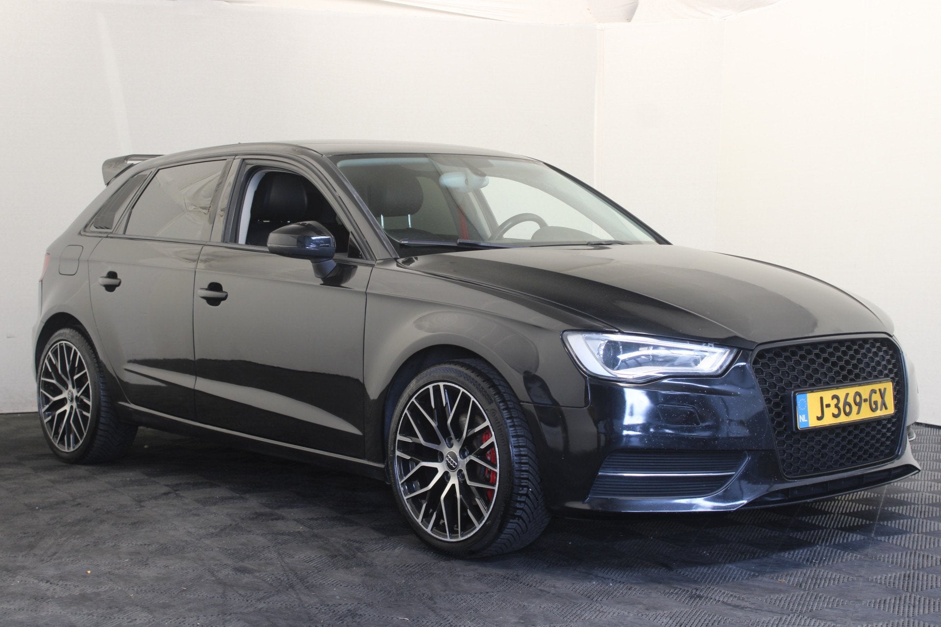 Audi A3 Sportback 1.6 TDI Ambition Pro Line (bj 2014), Auto's, Euro 5, Zwart, 4 cilinders, Zwart